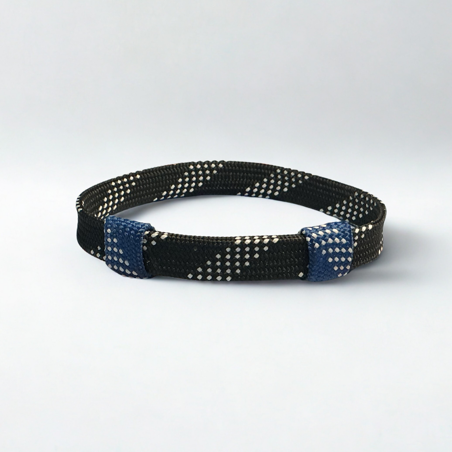 Black Wristband Classic