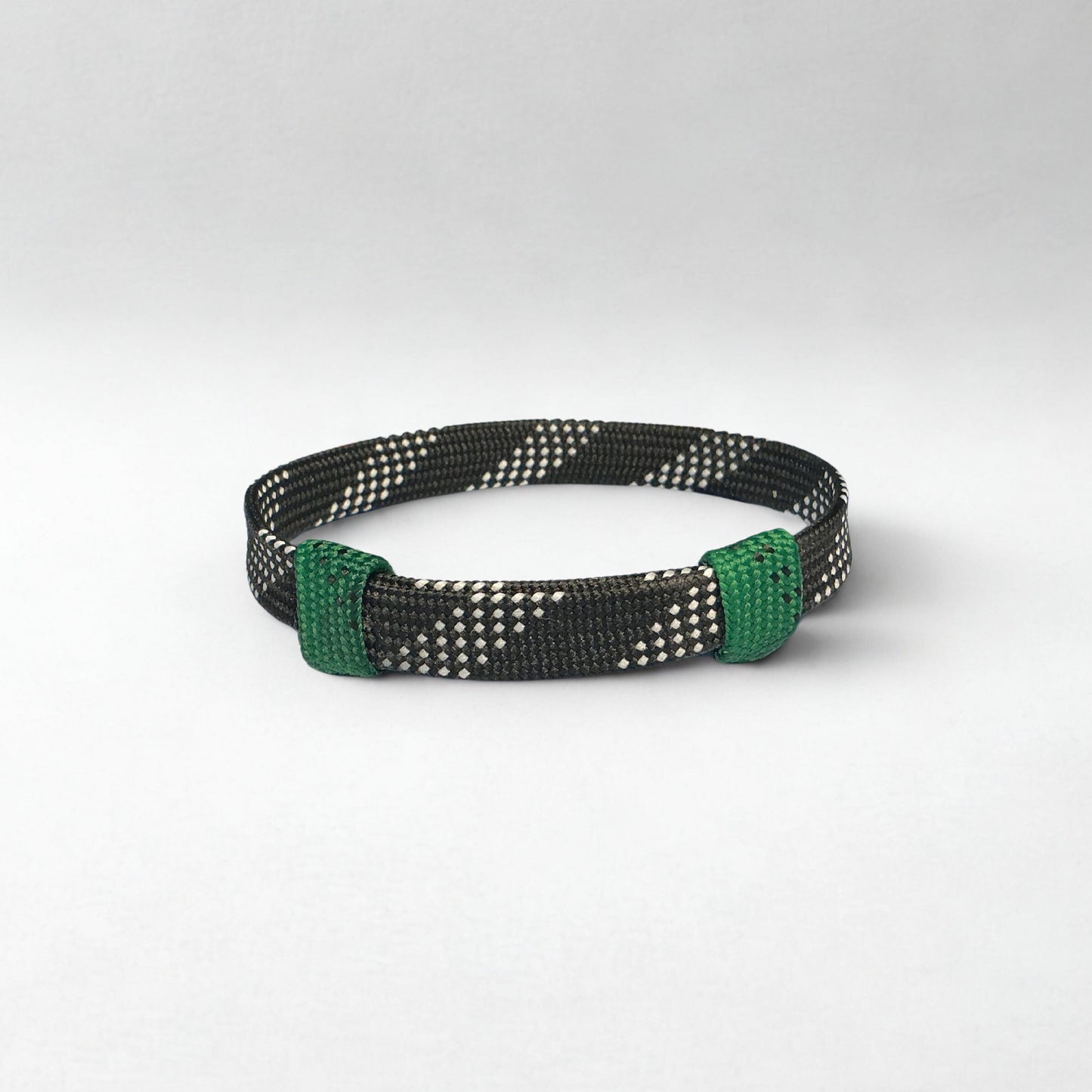 Black Wristband Classic